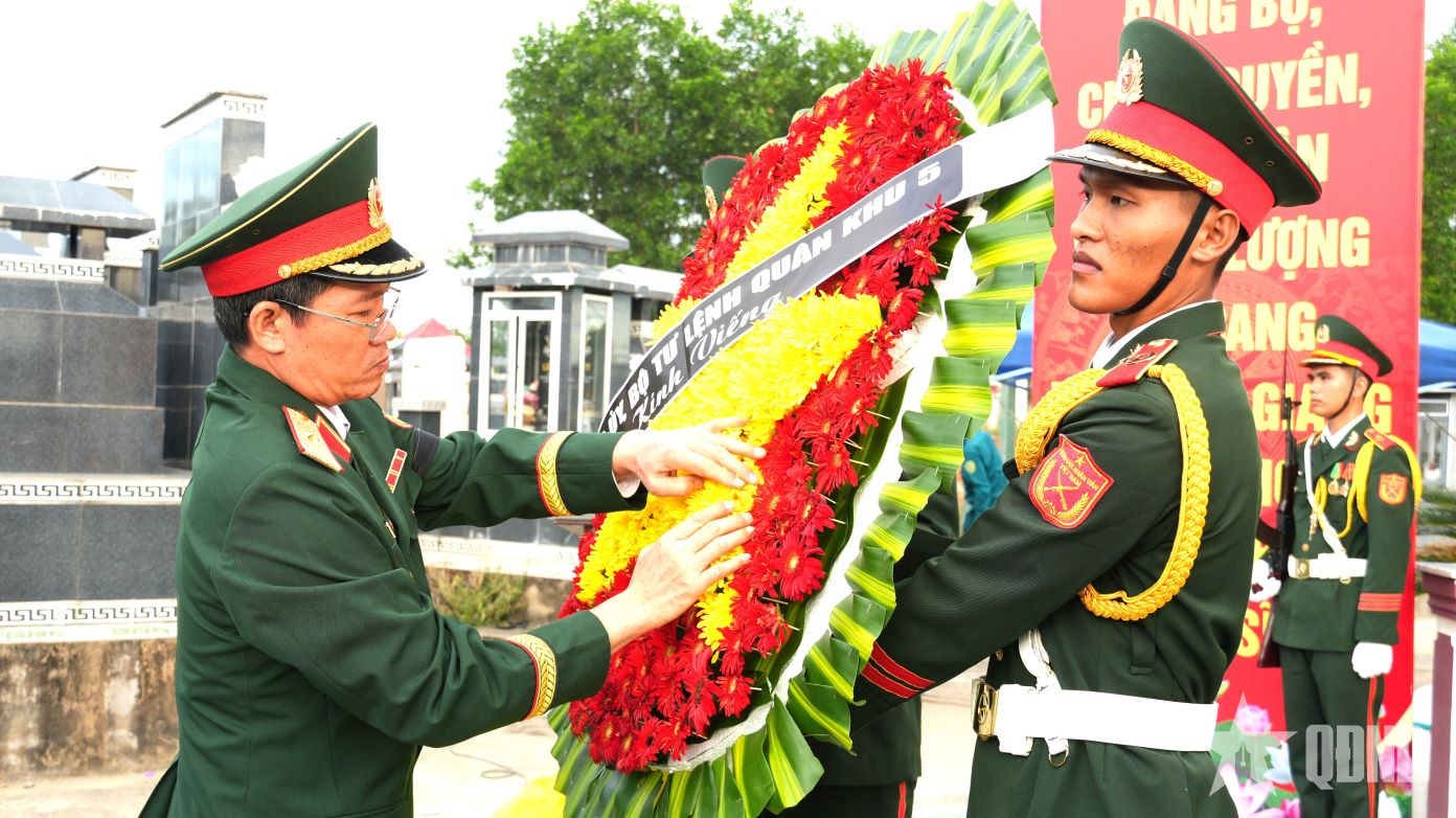 Quảng Ngãi: Truy điệu, an táng 5 hài cốt liệt sĩ tại xã Nghĩa Giang
